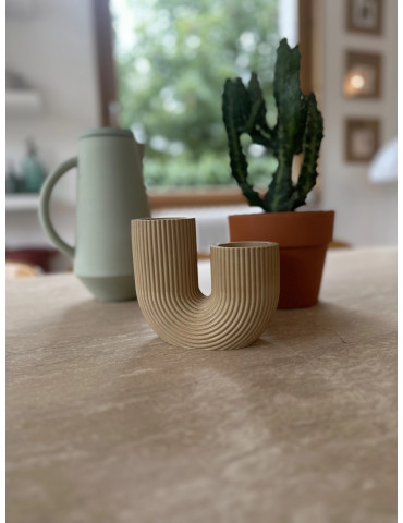 Le vase U pour fleurs séchées 2