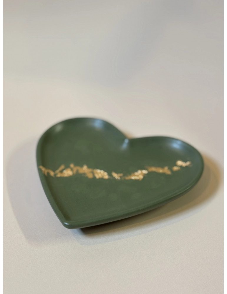 Le coeur coupelle à bijoux avec éclat doré