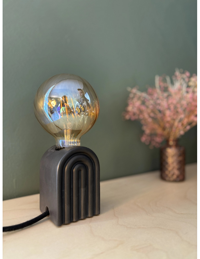 Lampe Ana- lampe sculpturale design en forme d'arche. Artisanale et écologique