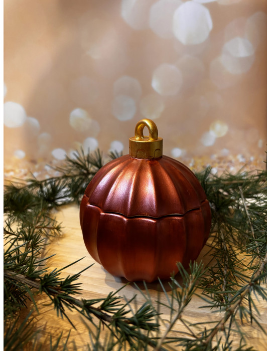 La boule bougie de Noël striée