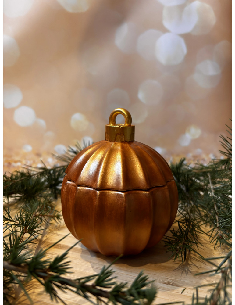 La boule bougie de Noël striée