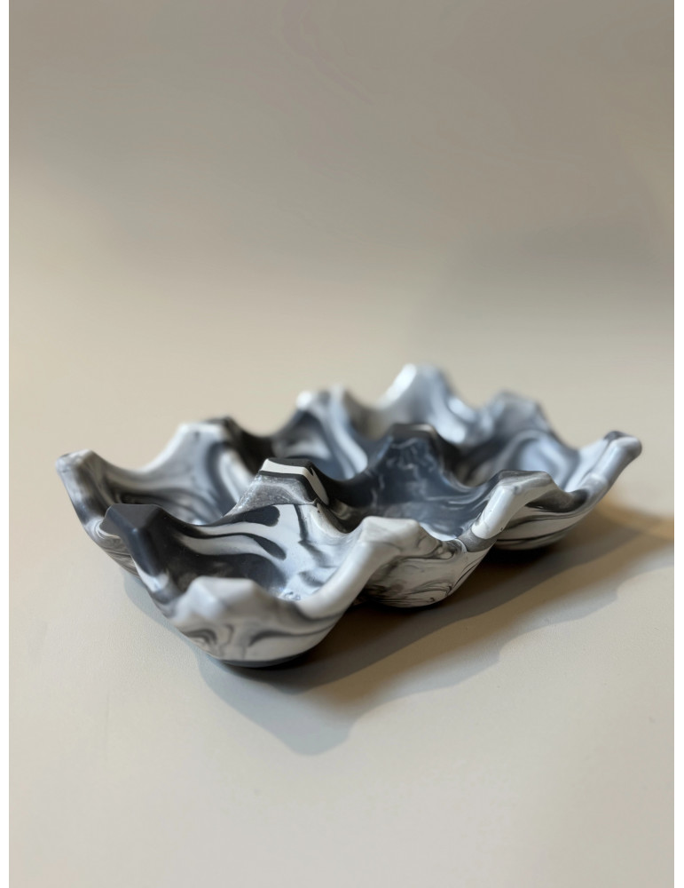 Boîte à oeufs design, pratique et élégante, elle apporte  une touche esthétique à votre cuisine.